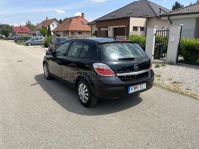 OPEL ASTRA H 1.4 Enjoy