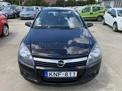 OPEL ASTRA H 1.4 Enjoy VÉGIG VEZETETT SZERVIZKÖNYV