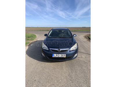 OPEL ASTRA J 1.7 CDTI Selection