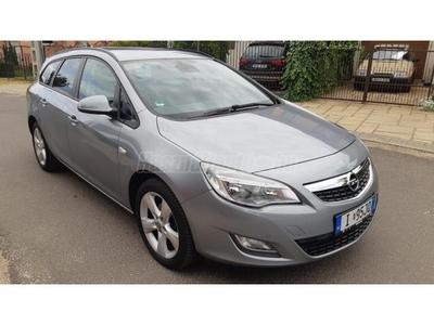 OPEL ASTRA J Sports Tourer 1.4 T Enjoy újszerű.nagyon szép állapotú!!!