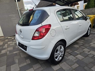 OPEL CORSA D 1.2 Color Edition Start-Stop Tempomat - Alufelni