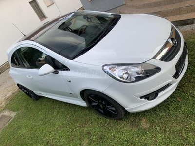 OPEL CORSA D 1.4 Cosmo 16V OPC