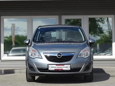 OPEL MERIVA B 1.4 T Enjoy KLÍMA-PARK'RADAR-TEMPOMAT-VONÓHOROG-109eKM