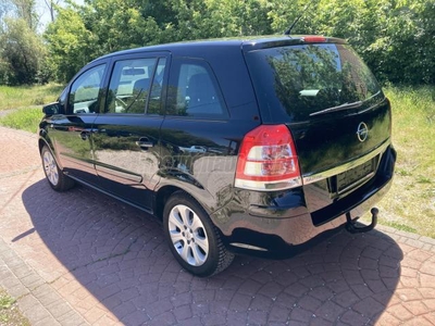 OPEL ZAFIRA 1.6 Enjoy Gyönyörű ! Szrvzkönyv! 179120km !