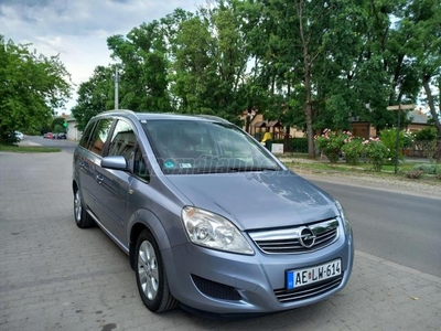 OPEL ZAFIRA B 1.9 CDTI Cosmo 7 személyes/Megkímélt Állapot!