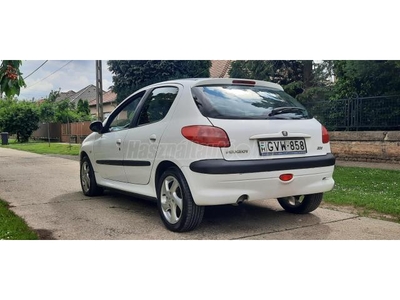 PEUGEOT 206 1.4 Presence