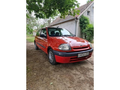 RENAULT CLIO 1.2 Beach House