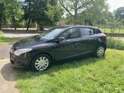 RENAULT MEGANE 1.5 dCi Authentique