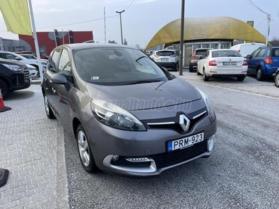 RENAULT SCENIC Scénic 1.5 dCi Limited