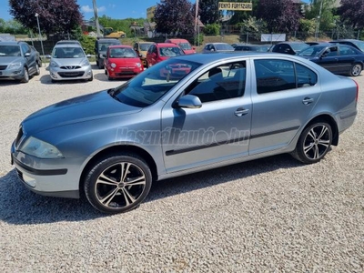 SKODA OCTAVIA 1.6 Ambiente 2 ev vizsga