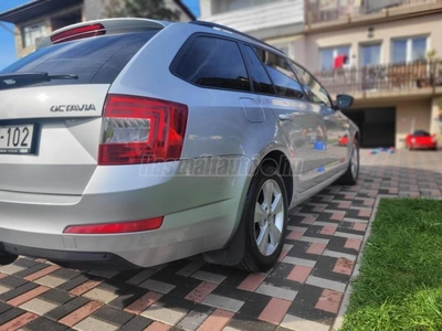 SKODA OCTAVIA 1.6 CR TDI Ambition DSG