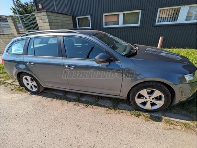 SKODA OCTAVIA Combi 1.4 TSI Elegance