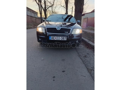 SKODA OCTAVIA Combi RS 2.0 TDI DSG