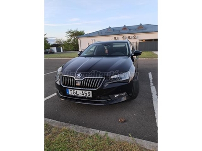 SKODA SUPERB 2.0 TDi Style DSG