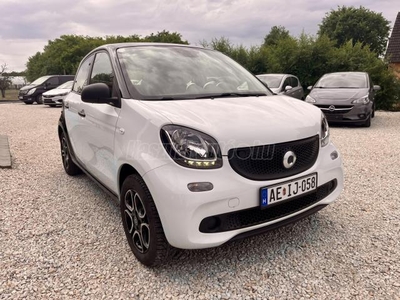 SMART FORFOUR 1.0 Passion 1 ÉV Garanciával. Friss műszakival