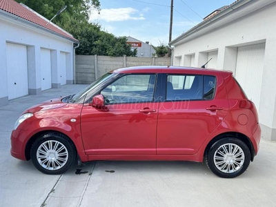 SUZUKI SWIFT 1.3 GC 4x4