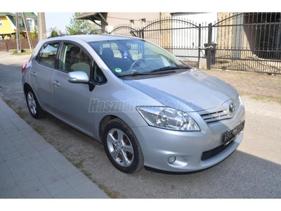 TOYOTA AURIS 1.6 Sol Navi