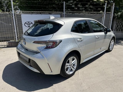 TOYOTA COROLLA 1.8 Hybrid Comfort e-CVT 2020 - led - navi - kamera - ülésfűtés - vezetést támogató rendszerek