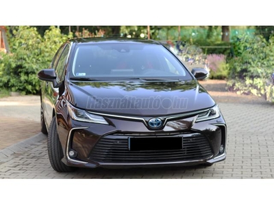 TOYOTA COROLLA Sedan 1.8 Hybrid Executive VIP e-CVT