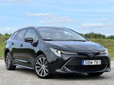 TOYOTA COROLLA Touring Sports 1.8 Hybrid Comfort Style Tech e-CVT Magyar..1.Tulaj..LED fényszóró..Szervizelt..Friss műszaki..Magasan felszerelt