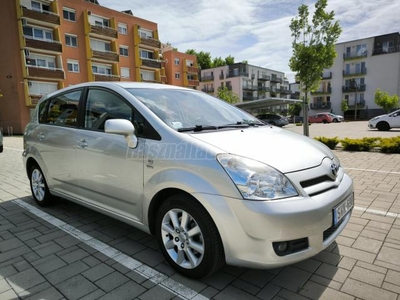 TOYOTA COROLLA VERSO 1.6 Linea Terra