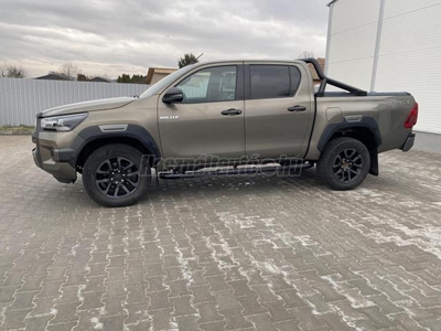 TOYOTA HI LUX Hilux 2.8 D-4D 4x4 Double Invincible (Automata)