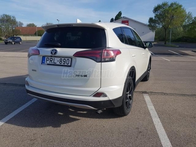 TOYOTA RAV 4 Rav4 2.0 D-4D Trend 2WD