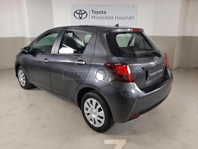 TOYOTA YARIS 1.33 Active Comfort MAGYAR-SZERVIZKÖNYV-GARANCIA