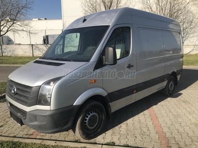 VOLKSWAGEN CRAFTER 2.0 CR TDI 35 L2H3 Végig vezetett szervizkönyv!