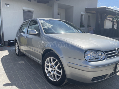 VOLKSWAGEN GOLF IV 1.6 Pacific