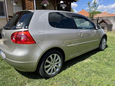 VOLKSWAGEN GOLF V 1.9 PD TDI Sportline