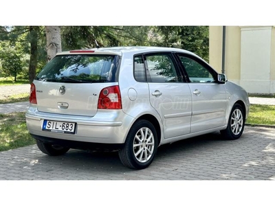 VOLKSWAGEN POLO IV 1.4 75 16V Comfortline