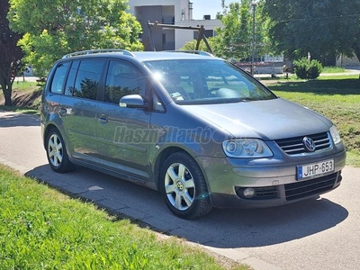 VOLKSWAGEN TOURAN 2.0 PD TDI Highline DSG