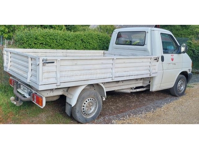 VOLKSWAGEN TRANSPORTER T4 2.4 7DL 1F2 F