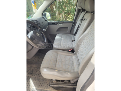 VOLKSWAGEN TRANSPORTER T5 1.9 TDI