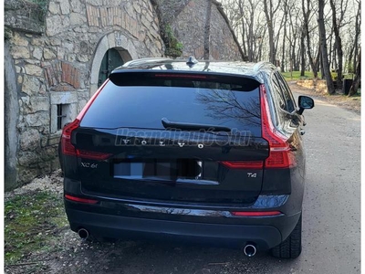 VOLVO XC60 2.0 [T4] Momentum Pro Geartronic