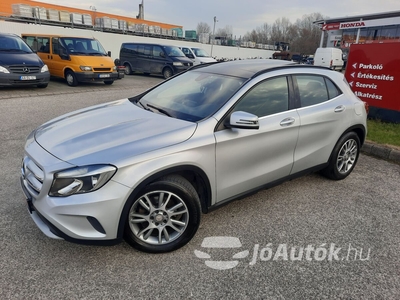 MERCEDES-BENZ GLA-osztály