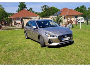 HYUNDAI I30 1.0 T-GDi Travel Plus Magánszemélytől. levehető vonóhorog. ülés és kormányfűtés