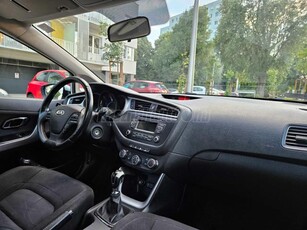 KIA CEE'D 1.4 CVVT UEFA