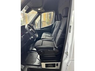 MERCEDES-BENZ SPRINTER 317 CDI 907.637.13