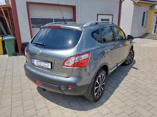 NISSAN QASHQAI 1.6 i-Way VEZETT SZERVIZKÖNYV. 186.000 KM. TOLATÓKAMERA. PANORÁMATETŐ. TEMPOMAT