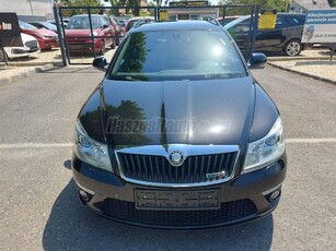 SKODA OCTAVIA Combi RS 2.0 TDI DSG Xenon!Navi!8kerék!