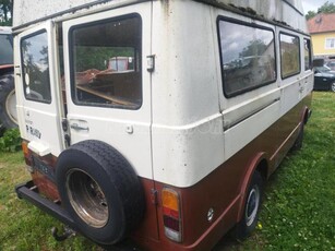 VOLKSWAGEN LT 2.0 28