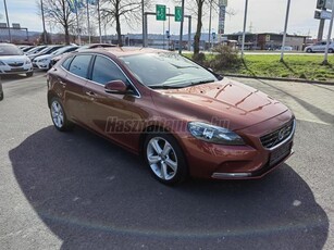 VOLVO V40 1.6 T4 Kinetic 180Le!!!