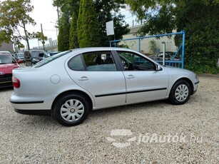 SEAT TOLEDO