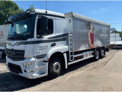 MERCEDES-BENZ Actros 2543 6x2 Koffer mozgópadlós