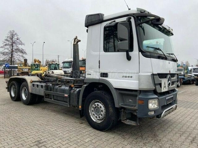 MERCEDES-BENZ ACTROS 2644 6x4 Emelőhorgos