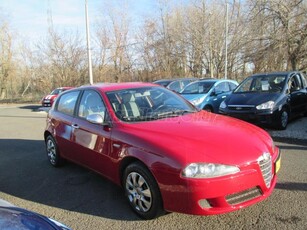 ALFA ROMEO 147 1.6 T. Spark ECO Impression 145 E KM! NÉVRE ÍRVA! FRISS VIZSGA!!!