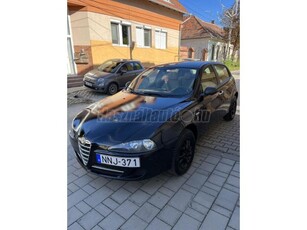 ALFA ROMEO 147 1.6 T.S. Black Line