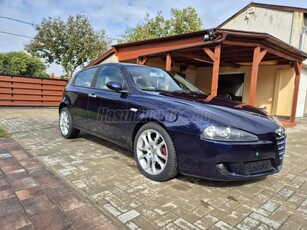 ALFA ROMEO 147 1.9 JTD 16V Collezione